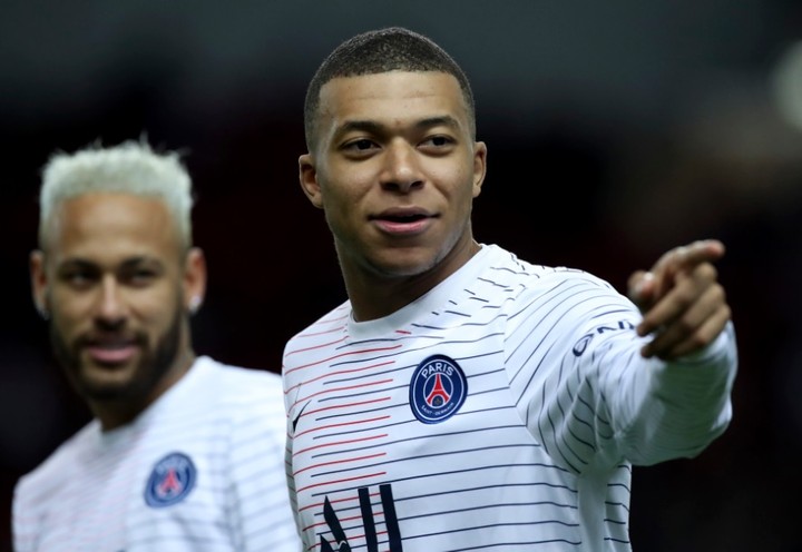 Mbappého žartík rukou kritizujú. Dopriali by mu vylúčenie